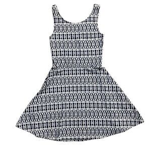 H&M Divided |‎ Size 2 White & Navy Tribal Skater Dress